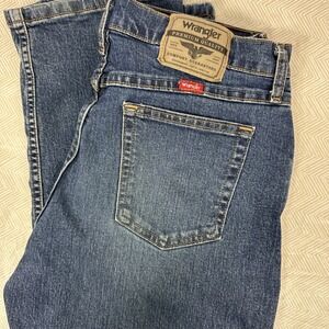 Wrangler‎ Premium Dark Wash Straight Leg Jeans Men's 30x32 Blue Denim  1097FXWXD
